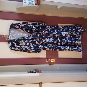 Flattering wrap style dress 3x